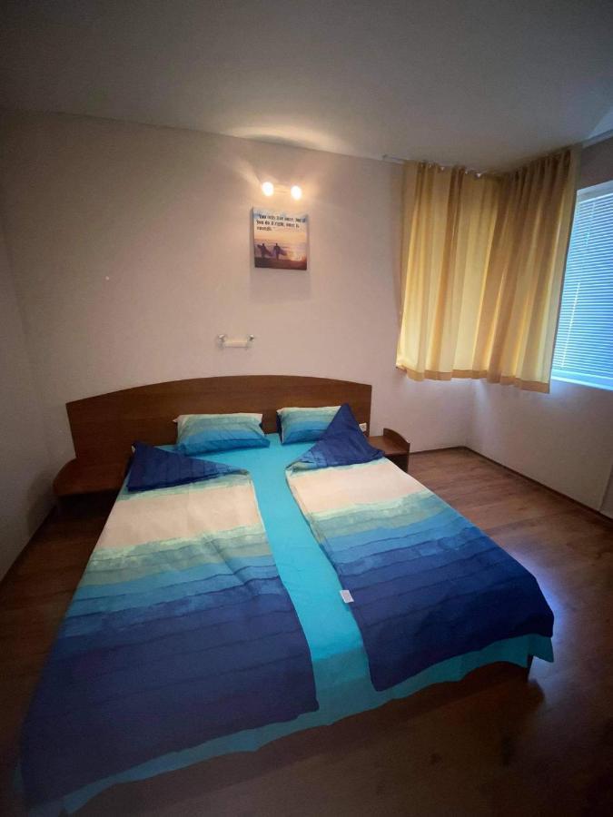 Family Hotel Neptun - Лозенец Экстерьер фото