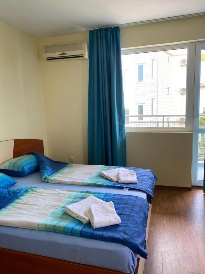 Family Hotel Neptun - Лозенец Экстерьер фото
