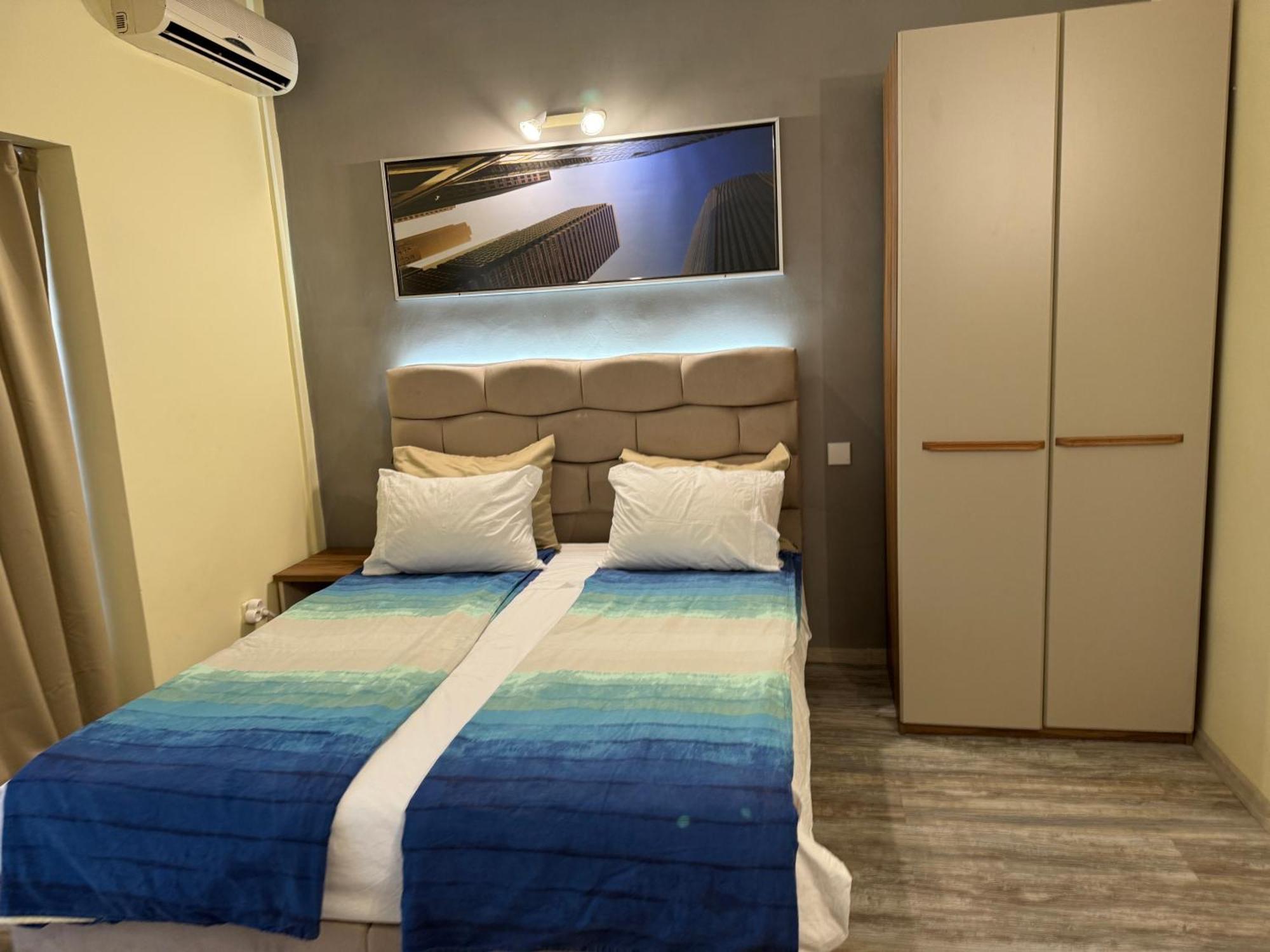 Family Hotel Neptun - Лозенец Экстерьер фото